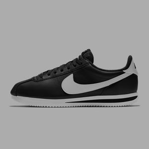 Nike Cortez size 7 women's
